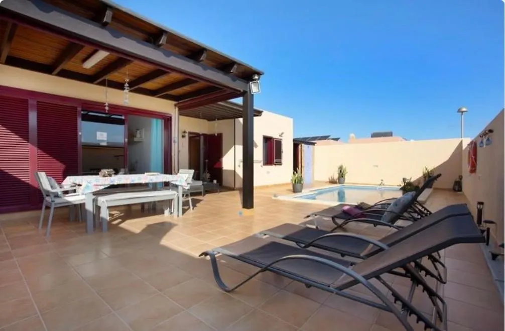 Villa Amistad La Oliva